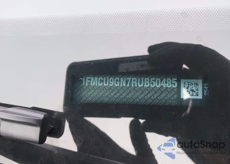 2024 Ford Escape Active z USA, uszkodzony, nr VIN 1FMCU9GN7RUB50485